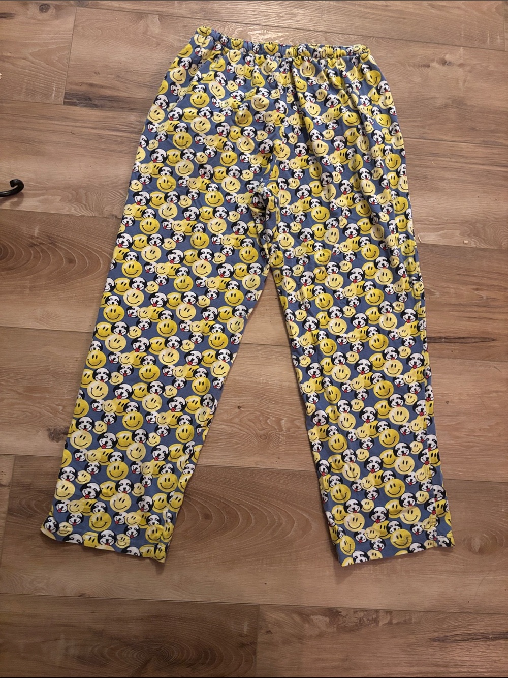Big Dogs Yellow & Gray Smiley Face Cotton Pants - Picture 2 of 6